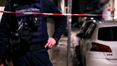 Χειροπέδες σε οικιακή βοηθό: Η κλοπή των ράβδων χρυσού στην Κηφισιά αποκάλυψε μια δολοφονία