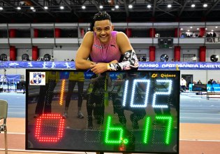 Ο Εμμανουήλ Καραλής, η αγκαλιά με τον πατέρα του, ο Ντουμπλάντις και η κλήση του Μπούμπκα (pic, vids)