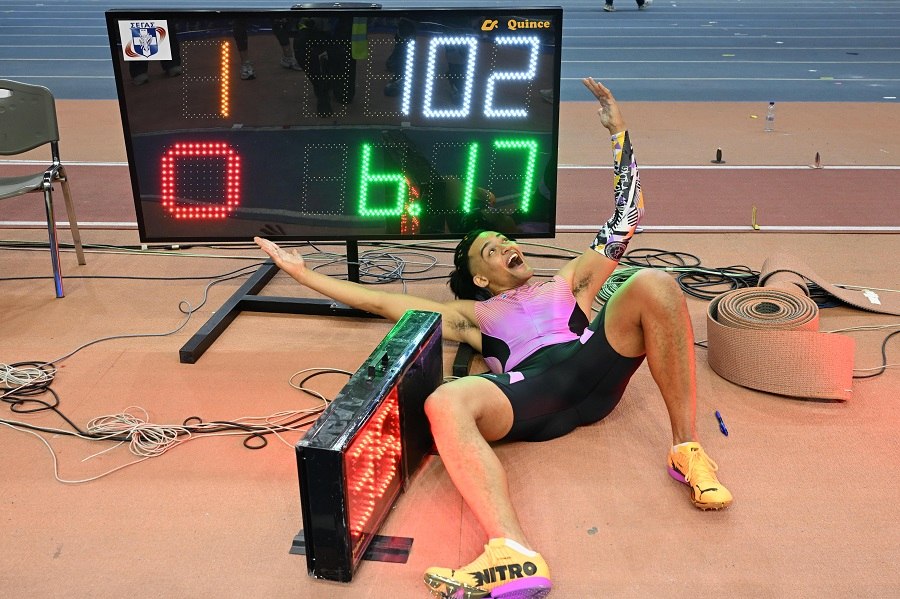 Μετά την «πτήση» στα 6,17μ. ο Καραλής αναδείχθηκε κορυφαίος αθλητής για τον Φεβρουάριο (vid)