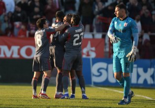 Σα να παίζουν απο την αρχή…