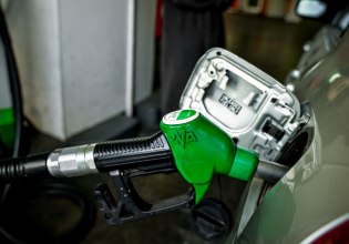 To πλαφόν κέρδους σε καύσιμα και τρόφιμα δεν θα έχουν δημοσιονομικό αντίκτυπο, λέει ο Πιερρακάκης