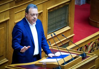 Φάμελλος: Η Ελλάδα να καταδικάσει την επίθεση στο Ιράν – Να συγκληθεί σήμερα συμβούλιο πολιτικών αρχηγών