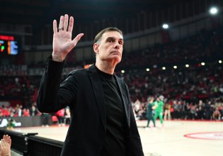 Μπαρτζώκας στους παίκτες του: «Παίξαμε σαν Ολυμπιακός, όλα τα εύσημα σε εσάς» (vid)