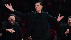 Μπαρτζώκας σε παίκτες: «Υπάρχει εφησυχασμός μετά από νίκες με τον Παναθηναϊκό – Έχουμε δύσκολη δουλειά μπροστά μας»