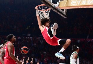 Ολυμπιακός – Παναθηναϊκός 86-80: Έδειξαν χαρακτήρα και πήραν το ντέρμπι οι «ερυθρόλευκοι»