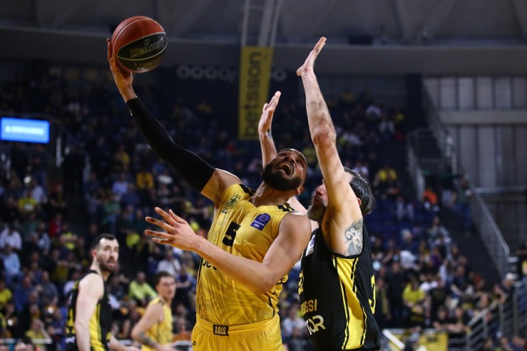 Επιβλητικός o Άρης Betsson με το Μαρούσι Betsson (102-76) – Επιστροφή από το -11 το Περιστέρι Betsson (82-74)
