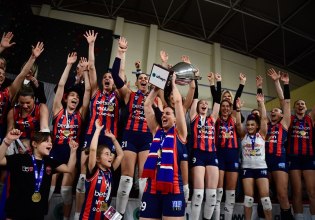 ΑΟ Θύρας – Πανιώνιος 1-3: Οι «κυανέρυθρες» σήκωσαν το πρώτο Κύπελλο της ιστορίας τους