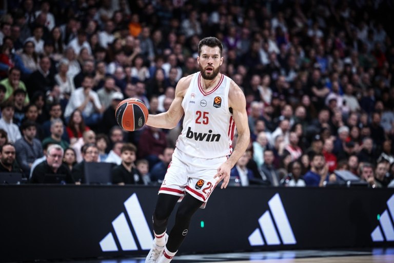 Κοντράρεται με τον Πανιώνιο ο Ολυμπιακός – Ο Παναθηναϊκός «μάχεται» με την ΑΕΚ για τη δεύτερη θέση