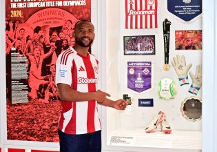 Ελ Κααμπί: «Είμαι πολύ χαρούμενος για την ανανέωσή μου με τον Ολυμπιακό» (vid)