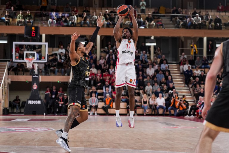 Η παρακάμερα του Μονακό – Ολυμπιακός (vid)