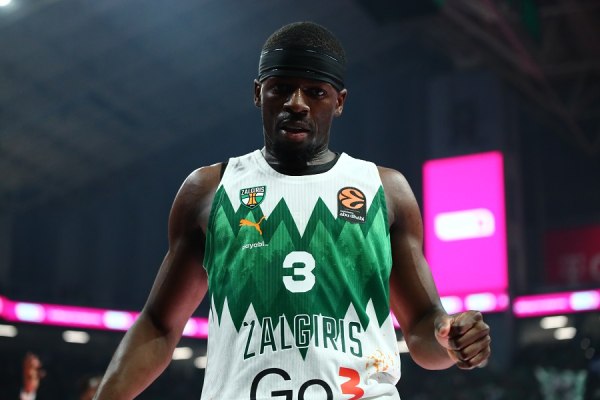 Ολυμπιακός: Η «AS» «στέλνει» τον Φρανσίσκο στους «ερυθρόλευκους» (vids)