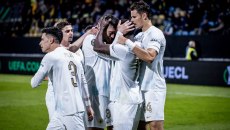 Τσέλιε – ΑΕΚ: Προβάδισμα τριών γκολ (3-0) για την «Ένωση» στο ημίχρονο (vids)