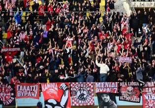 Τρομερή ατμόσφαιρα από τον κόσμο του Ολυμπιακού στο Παγκρήτιο (pics)