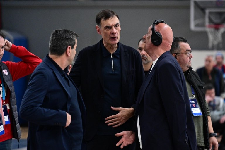 Μπαρτζώκας: «Εκνευριστήκαμε από τα πολύ φτηνά λάθη και την περιρρέουσα ατμόσφαιρα στο γήπεδο»