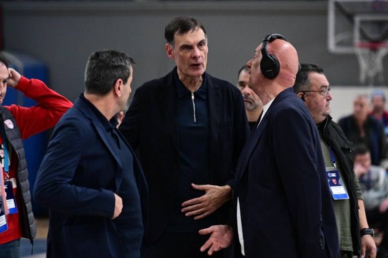 Μπαρτζώκας: «Ερχόμαστε κάθε χρόνο στη Νέα Σμύρνη και μας βρίζουν – Κάποιοι δεν σέβονται τίποτα…»