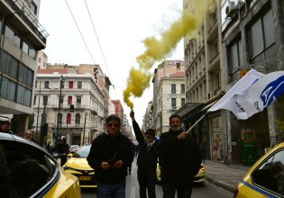 Για δεύτερη μέρα στους δρόμους οι αυτοκινητιστές – Σε εξέλιξη η απεργία των ταξί