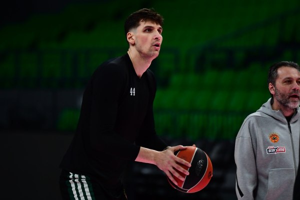 Μήτογλου: «Όταν είμαστε με την πλάτη στον τοίχο παίζουμε πολύ καλύτερα»