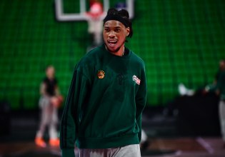 «Καρφιά» από τη σύζυγο του Χολμς μετά την αποχώρηση από τον Παναθηναϊκό: «Σεβαστείτε το όνομα του…» (pic)