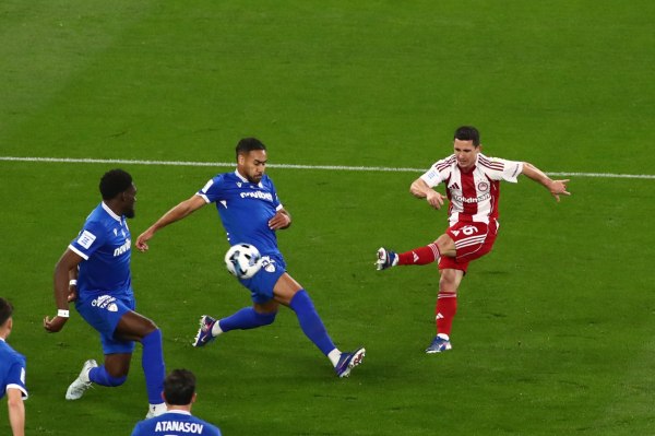 Δοκάρι για τον Ολυμπιακό, ζήτησαν πέναλτι οι «ερυθρόλευκοι» (vid)