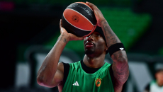 Νέο πρόβλημα στον Παναθηναϊκό: Εκτός προπόνησης και ο Χέιζ-Ντέιβις