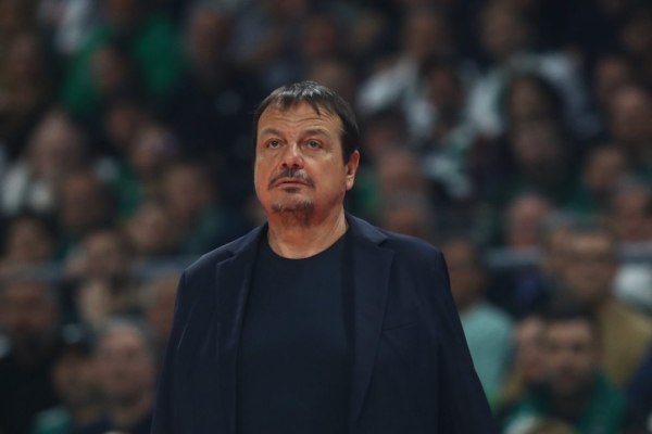 Η ομιλία του Αταμάν στα αποδυτήρια και το «μήνυμα» για τον Ολυμπιακό