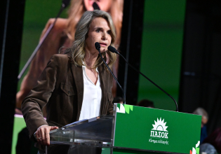 Μιλένα Αποστολάκη: Προκλητική η σιωπή της κυβέρνησης για τις χρεώσεις των τραπεζών στους απλούς λογαριασμούς