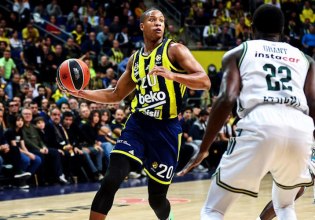 Ο Ντέβον Χολ μένει ελεύθερος και έχει τη Euroleague στα… πόδια του: Η Φενέρμπαχτσε και το συμβόλαιο που ψάχνει