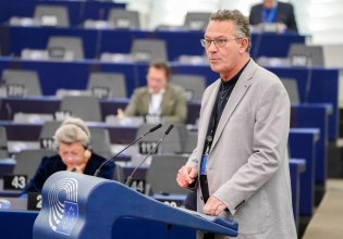 Κώστας Αρβανίτης: Στην ευρωβουλή αναφορά πολίτη κατά του νόμου Κεραμέως για το 13ωρο