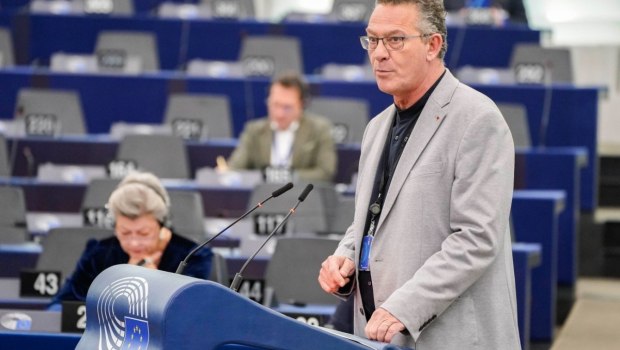 Κώστας Αρβανίτης: Στην ευρωβουλή αναφορά πολίτη κατά του νόμου Κεραμέως για το 13ωρο