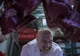 «Το μεγάλο φαγοπότι»: Μία από τις πιο τολμηρές και αμφιλεγόμενες ταινίες στο Συγγρού 33