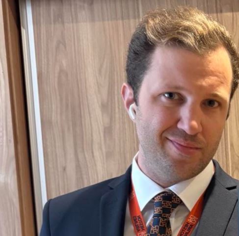 Βουλιαγμένη: Το σπαρακτικό αντίο της μητέρας του 34χρονου δύτη που έχασε τη ζωή του στο Πηγάδι του Διαβόλου