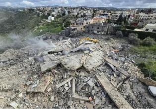 Εκρήξεις και διακοπή ρεύματος στην Τεχεράνη – Φωτιά σε δεξαμενόπλοιο στο Ντουμπάι, μετά από ιρανική επίθεση