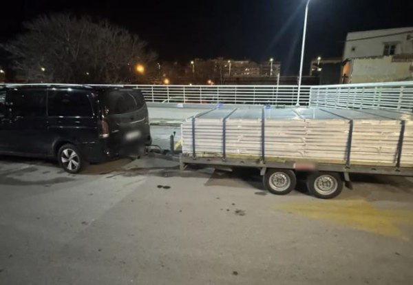 Θεσσαλονίκη: Έκρυβε σε τρέιλερ με κουφώματα χιλιάδες λαθραία τσιγάρα – Σύλληψη 59χρονου