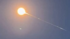 Μετεωρίτης έπεσε σε σπίτι στη Γερμανία – Χιλιάδες αναφορές για έκρηξη στον ουρανό