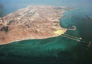 ΑΧΙΟΣ: Ο Τραμπ εξετάζει την κατάληψη του νησιού Χαργκ στο Ιράν – Τι θέλει να πετύχει;