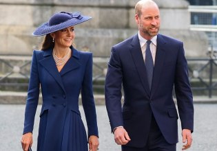 Ηνωμένο Βασίλειο: Γιατί η Κέιτ Μίντλετον και η πριγκίπισσα Άννα δεν αντάλλαξαν φιλί στη λειτουργία της Κοινοπολιτείας