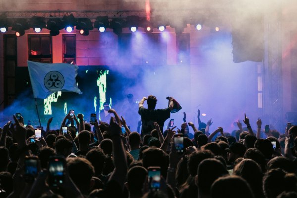 UP FM Festival: Οι φοιτητές στην Πάτρα γιορτάζουν την έλευση του καλοκαιριού