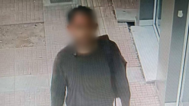 Στη δημοσιότητα τα στοιχεία του «δράκου» του Πειραιά