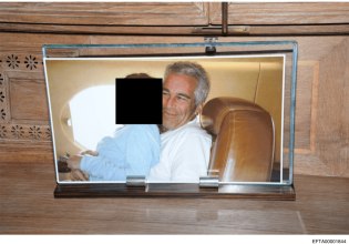 Οι επιζώσες του Έπσταϊν για την κακοποίηση και το δίκτυο των ισχυρών