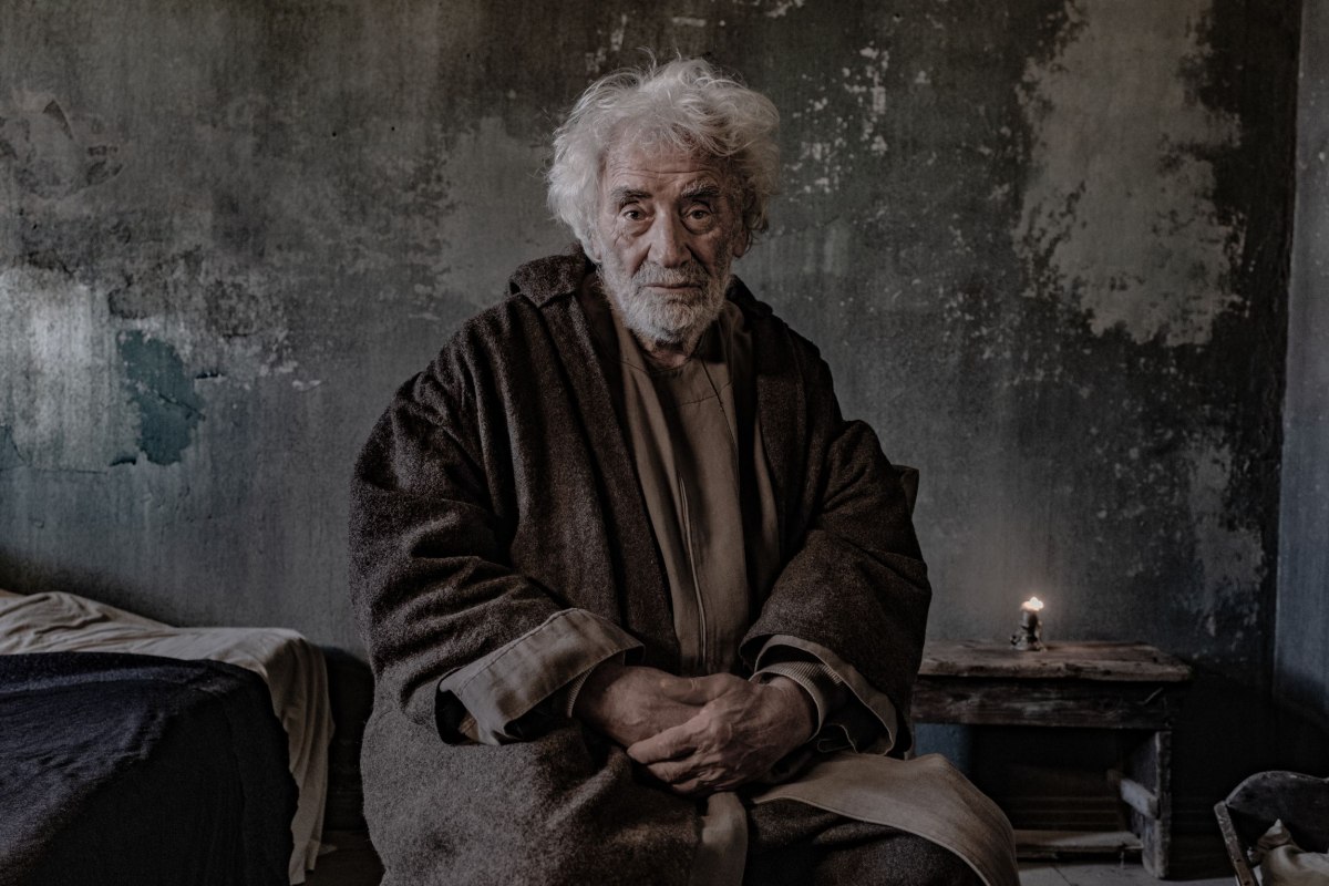 Ο εμβληματικός Χρήστος Καλαβρούζος μπαίνει στους Αθώους: Ο ρόλος – κλειδί στη μεταμόρφωση του Τουρκόγιαννου