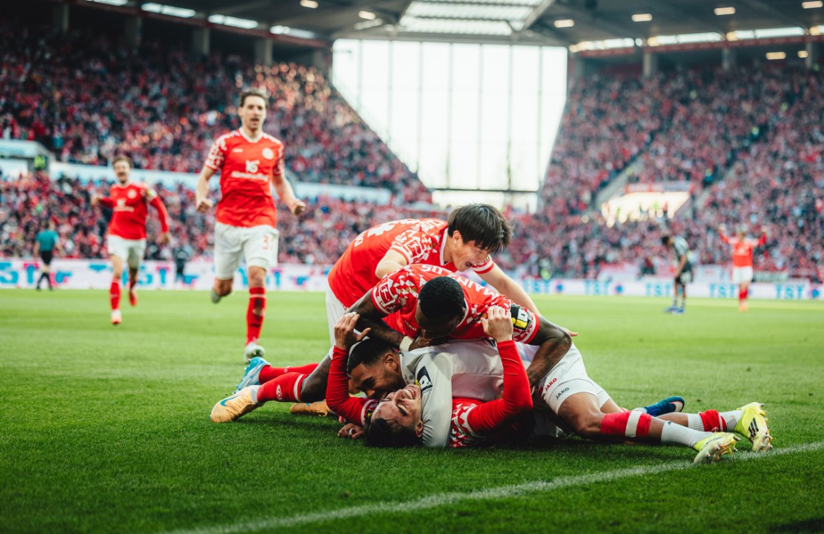 Μάιντς-Αϊντραχτ Φρανκφούρτης 2-1: Νίκη-ανάσα με γκολ στο 89’ οι γηπεδούχοι