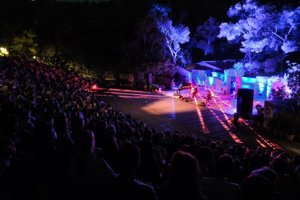 Το Φ hill Sessions επιστρέφει στην καρδιά της πόλης