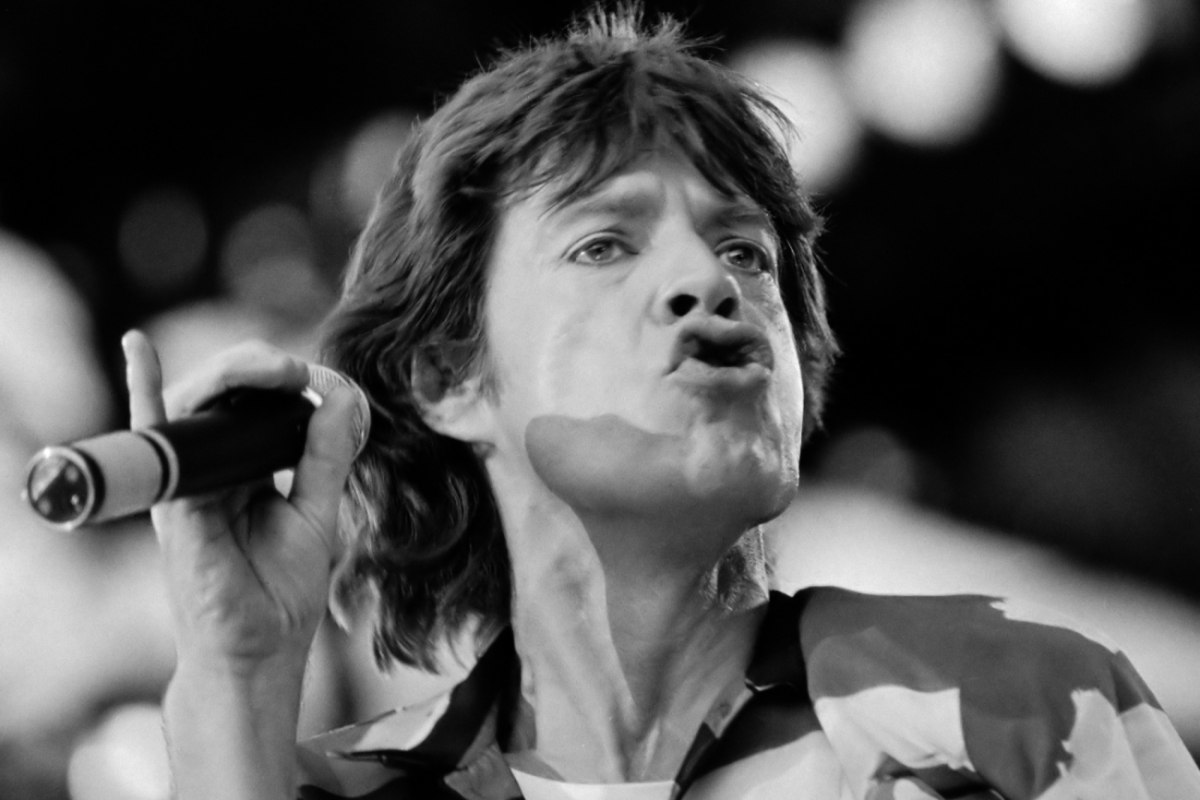 Πώς η εφημερίδα The Times έβγαλε τον Μικ Τζάγκερ από τη φυλακή – «Ποιος συνθλίβει μια πεταλούδα με έναν τροχό;»