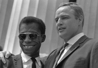 Ακτιβισμός και φλερτ – Είχε ο Τζέιμς Μπόλντουιν ερωτική σχέση με τον Μάρλον Μπράντο;