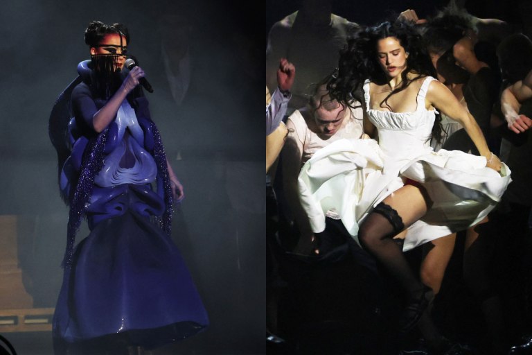 Γιατί κανείς δε μπορεί να σταματήσει να μιλάει για το δίδυμο Rosalía και Björk επί σκηνής των BRIT Awards 2026;