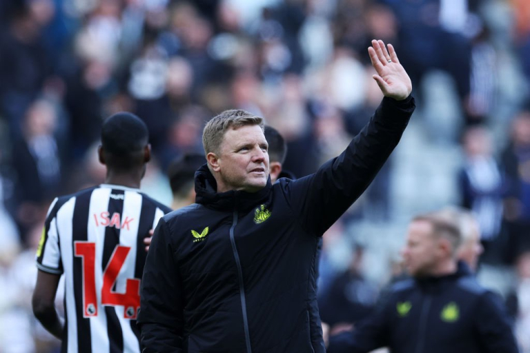 Η Νιούκαστλ διώχνει τον Χάου, φεύγει και ο Τονάλι