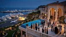 Πώς δημιουργήθηκε ο κόσμος που εκμεταλλεύτηκε ο Έπσταϊν – Πίσω από τα «πυροτεχνήματα» του σκανδάλου