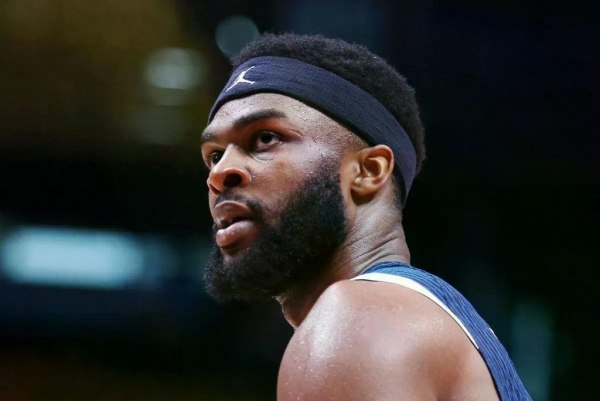 Πώς ο Τζος Νίμπο μπορεί να βάλει… φωτιά στην αγορά της Euroleague…