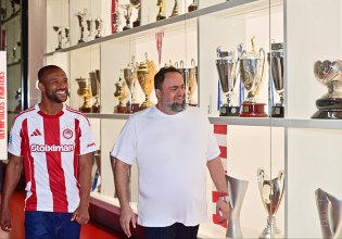 Βαγγέλης Μαρινάκης σε Ελ Κααμπί: «Να είσαι δυνατός, υγιής και με πολλά γκολ» (vid+pic)