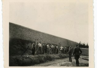 Μοναδικό ντοκουμέντο της εκτέλεσης των 200 της Καισαριανής η συλλογή Χόιερ – Η προπαγάνδα των Ναζί